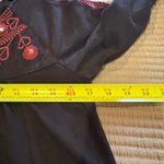 Chip & Pepper  3/4-sleeve V-neck top with red embroidery detail women’s XS Photo 6