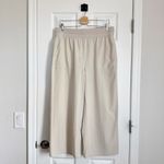 Talbots NWT T by  Lightweight Woven Utility Wide Leg Crop Pants Size L Photo 4