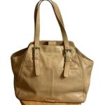 B Makowsky  Beige Leather Shoulder Bag Photo 0