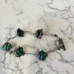 Green Red & White Circle Glass Beaded Bracelet Photo 1