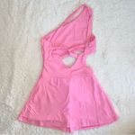 SheIn NWOT Women’s  Pink Cutout One-Shoulder Romper size Small Photo 4