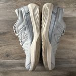 New Balance 696 Women’s Tennis Shoes Gray Size 7.5 WCH696G5 Athletic Sneakers Photo 5