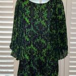 Alice + Olivia  Green Printed Silk Plisse Sleeve Shift Mini Dress S Photo 4