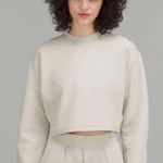 Lululemon  Lab Textured Grid cropped pullover size 4 Photo 0