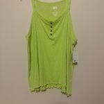 SO NEW π Vibrant Green Tank Top Photo 1