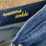 7 For All Mankind b(air) Roxanne Stretchy Raw Hem Ankle Skinny Jeans Photo 2