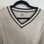 Hollister  Classic White Navy Trim Cable Knit V-Neck Sweater Women’s Small VTG Photo 4
