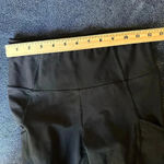 Lululemon  Capri with mesh Legging size 6 Photo 4