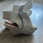 Qupid Hitch Moda Neutral Wedge Heels | Size 8 | Versatile & Fashionable Photo 4