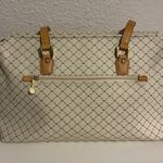 Rioni Dawn Tote Traveler White Photo 4