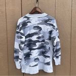 Aerie Womens Sweatshirt Gray Grey Desert Camo Oversized Side Slits Size XS Photo 2