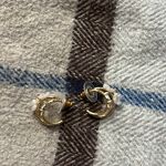 Francesca's  Earrings Photo 2