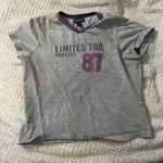 Varsity L/14 Limited To Gray Ace 87 Cropped T-Shirt Photo 0