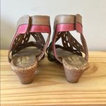 L'ATISTE | Pink and Green Leaf Sandals with Adjustable Straps sz 40 Photo 4
