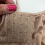 Bali  no wire non molded cups beige bra 36D Photo 4