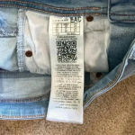 Guess  light wash high rise stretchy denim shorts in size 25 Photo 4