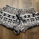 easel Navy Blue White Geometric Shorts Photo 0