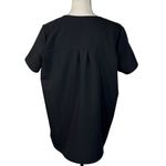 FIGS  Medium Scrub Top Technical Collection V-Neck Short Sleeves Pockets Womens Photo 3