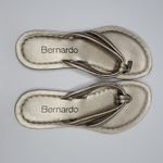 Bernardo  Flip Flops Sz 6 Photo 1