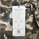 Nordstrom Love Tree Size Small Camouflage Elastic Waist Shorts. Photo 4