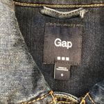 Gap  denim dark washed jean jacket sz small Photo 3