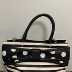 Betsey Johnson woman black and white striped shoulder/crossbody bag Photo 2