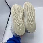 Adidas  Women's White and Tan leather High-Top Sneakers size 9 flowers embossed Photo 7