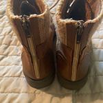 Super cute ankle boots size 5 Brown Photo 3