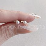 Tiny Rose Gold Pearl Flat Back Earrings Pink Photo 1