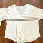 Plus size 2XL, eggshell color, angel wings sleeves, button down top Photo 5