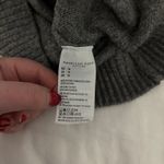 American Eagle  Cropped V Neck Sweater  Photo 5