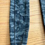 Lululemon Speed Up Mid Rise Legging Size 4 Camouflage Evergreen Camo Green Photo 6