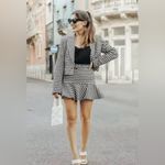 ZARA  BLACK SINGLE BREASTED LAPEL COLLAR GINGHAM CROPPED BLAZER SIZE Med Photo 2