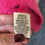 Du Paradis NWT hot pink crew neck L cozy fuzzy sweater Size L Photo 3