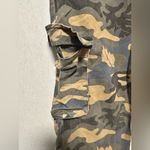 SheIn  Camo Print Cargo Jeans Size Large Photo 2