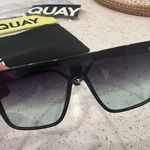 Quay  Sunglasses Photo 0