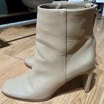 MIA Elegant ‘’ Lynette style Beige Ankle Booties women 8.5 Photo 3