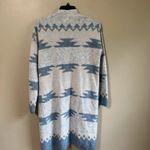 Jessica Simpson  small long cardigan Photo 3