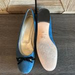 Talbots Women's Blue Suede Leather Flats Size 8N Bow Photo 4