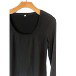 Palinda Henley Blouse Womens L Black Scoop Neck Long Sleeve Ribbed Stretch NWT Size L Photo 2