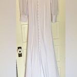 NWOT wedding gown buttons down entire train White Photo 0