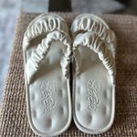 Flexeaze Elegant White Cream Women's Sandals Size 9 Photo 4