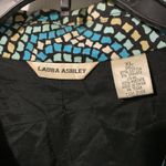 Laura Ashley  jacket with side slit pockets. Dry clean only. Smoke free h… Photo 1
