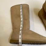 UGG  Australia Classic Tall Women’s Boots Leather Sheepskin EUC Sz W6 Warm Comfy Photo 7