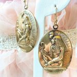 Egyptian Revival Earrings Gold Tone Oval Dangle Queen Ancient Ankah Photo 1