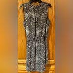 Gap  Printed Dress with Pintuck Detailing Split Neckline Elastic Waist Size Small Photo 5