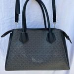 Guess  purse Photo 2