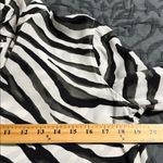 Banana Republic  Dillon classic fit size small zebra print button up long sleeve Photo 3