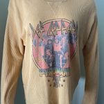 The Vinyl Icon Def Leopard Waffle Knit Top Yellow Size M Photo 1