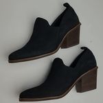 Lucky Brand  VENNIA BLACK NUBUCK PEBBLED LEATHER SLIP ON HEELS 6.5M Photo 7